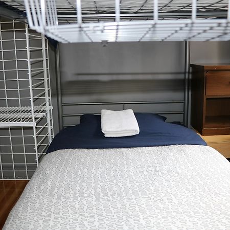 Auberge Reboot Hostel Монреал Екстериор снимка