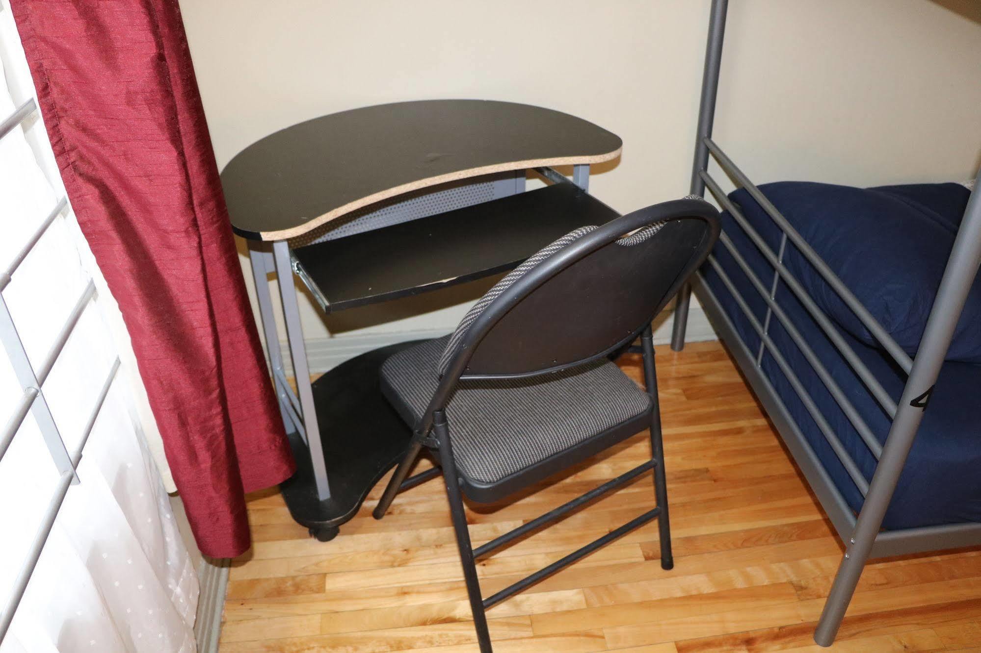 Auberge Reboot Hostel Монреал Екстериор снимка